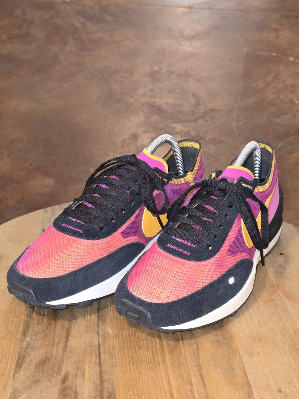 Nike Waffle One Active Fuchsia Sneakers Women's Size 9 DC2533-600